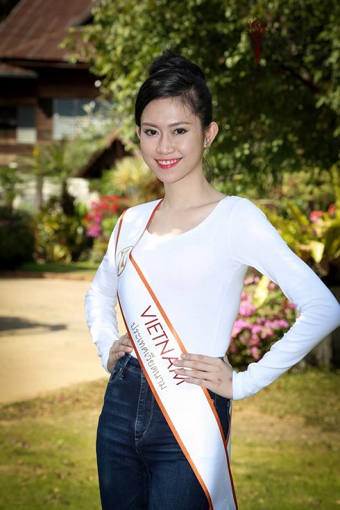 Năm 2014, cô tham gia Hoa hậu Đông Nam Á và xuất sắc đăng quang ngôi vị cao nhất của cuộc thi. Tuy nhiên, cuộc thi chỉ có 7 thí sinh tham gia và không ai biết đơn vị nào đã cử cô đi.